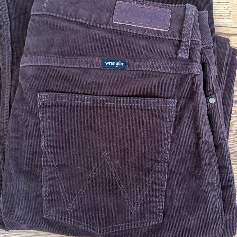 WOMEN'S WRANGLER® CORDUROY HIGH RISE FIERCE FLARE JEAN PANTS new with tags 10/32